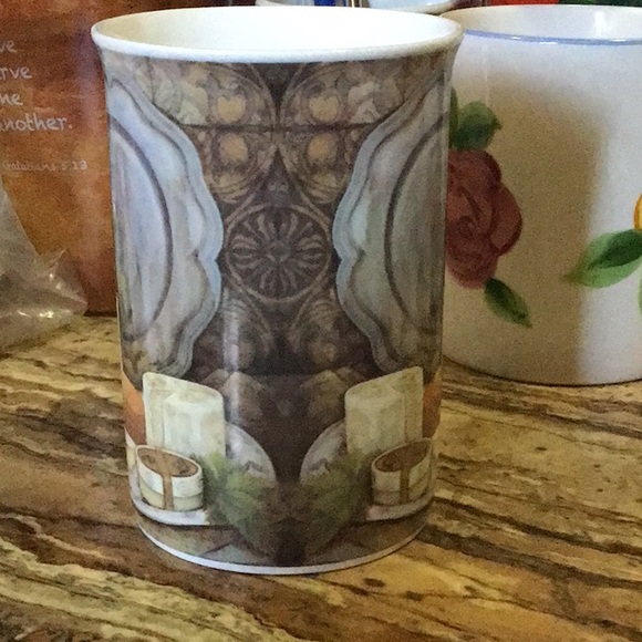 ASHDENE OF AUSTRALIA INTERNATIONAL COLLECTION FINE BONE CHINA MUG - Picture 3 of 8